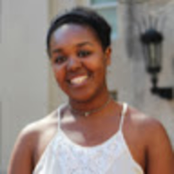 Meet your Posher, Christine - Picture 1 of 1